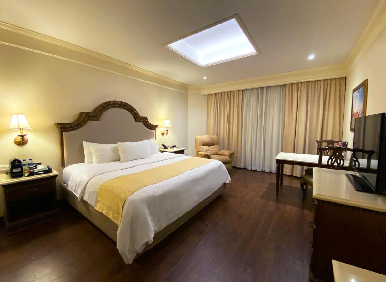 San Pedro Garza Garcia Safi Royal Luxury Valle מראה חיצוני תמונה Deluxe Room