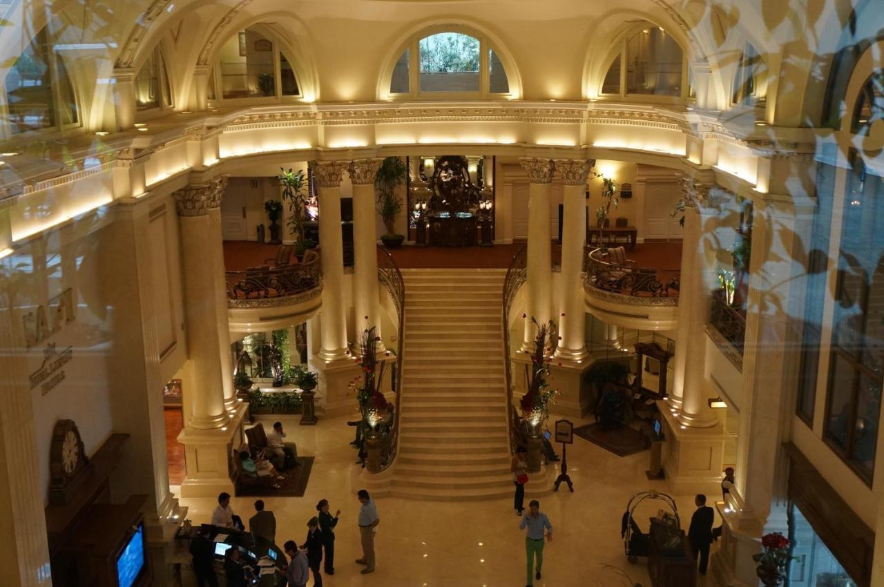 San Pedro Garza Garcia Safi Royal Luxury Valle מראה חיצוני תמונה The lobby of the hotel