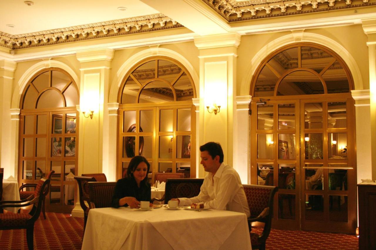 San Pedro Garza Garcia Safi Royal Luxury Valle מראה חיצוני תמונה The lobby lounge
